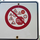 Illustration for article titled Naked Streets: Why Traffic Signs Don't Make Us Safer